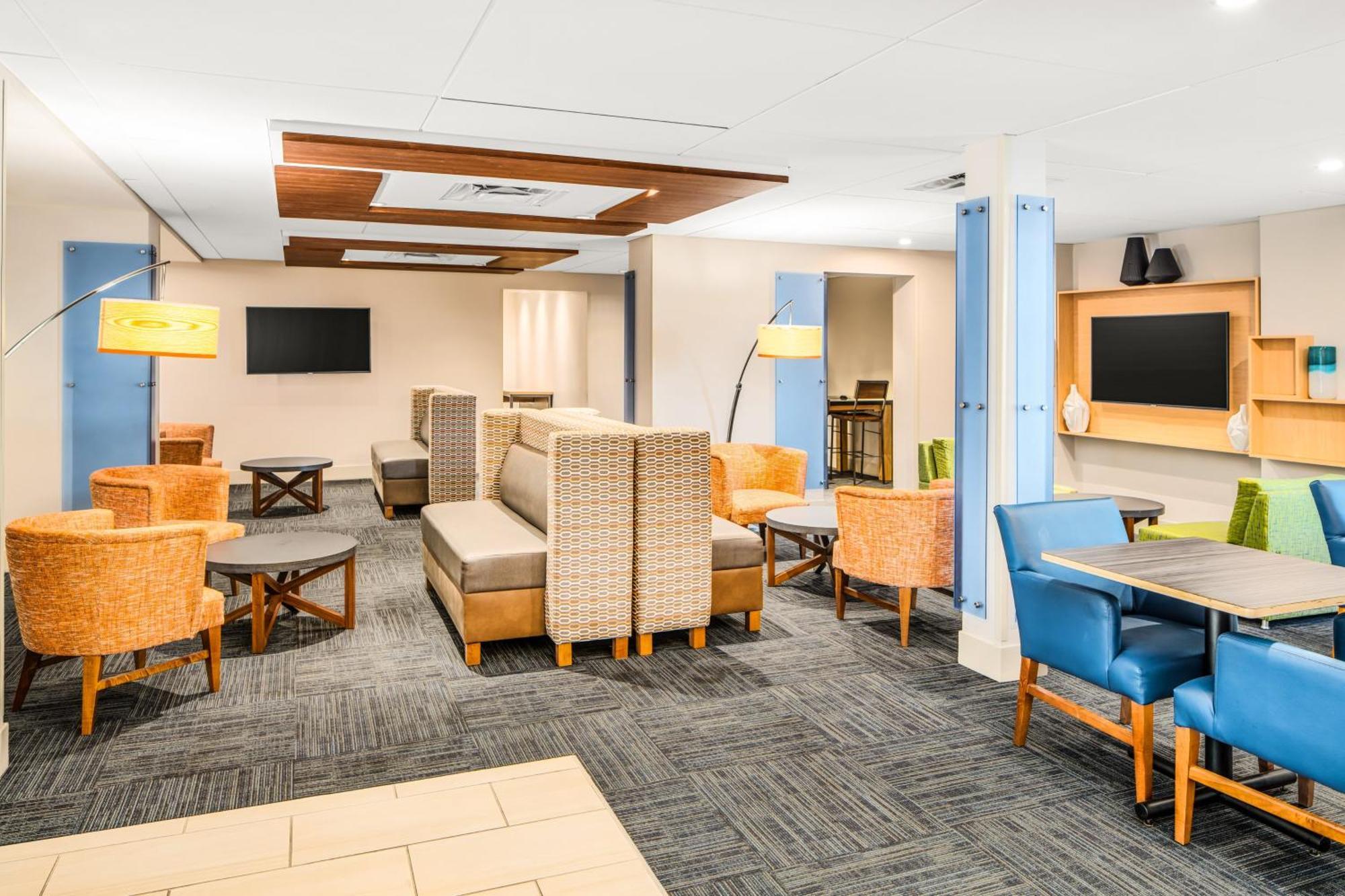 Holiday Inn Express Ft Lauderdale Cruise-Airport By Ihg Fort Lauderdale Bagian luar foto
