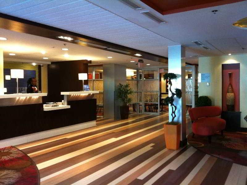 Holiday Inn Express Ft Lauderdale Cruise-Airport By Ihg Fort Lauderdale Bagian luar foto
