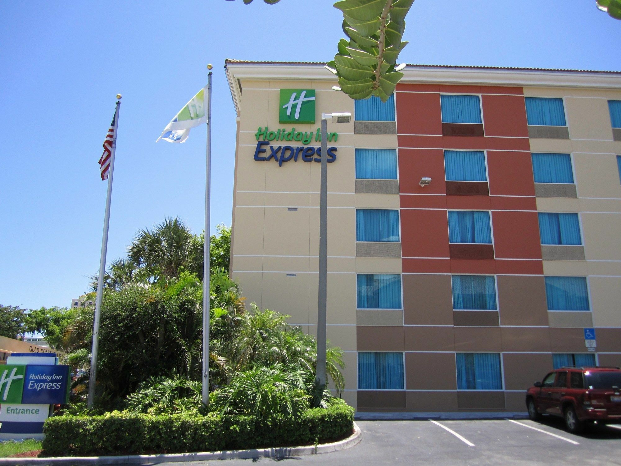 Holiday Inn Express Ft Lauderdale Cruise-Airport By Ihg Fort Lauderdale Bagian luar foto